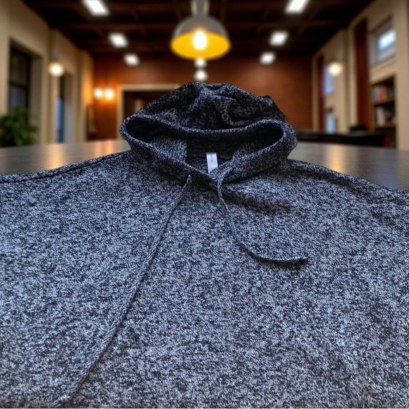 GapBody | Hooded Sweater | Heathered Pullover | XS | Athleisure - Picture 7 of 14